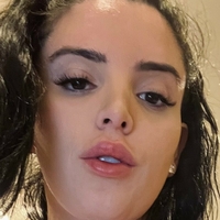 adrianaw Nackt