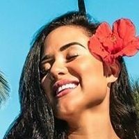 Angie Villa Nackt