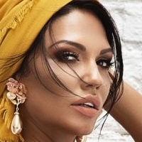 Angii Nackt
