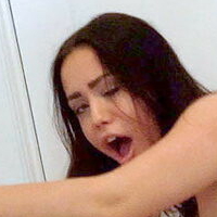 Anni Grant Nackt