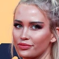 Anouk Matton Nackt