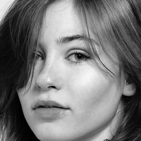 April Harel Nackt