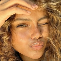 Bianca Bustamante Nackt