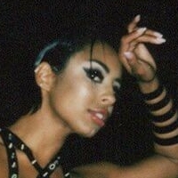 BlackTapeProject Nackt
