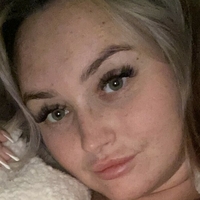 bustyholly Nackt