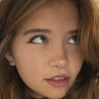Caitibugzz Nackt