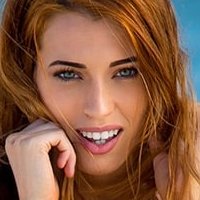Caitlin McSwain Nackt