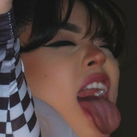 Camila Valentina Nackt