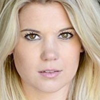 Caroline Arapoglou Nackt