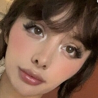 CassandraCassandra Nackt