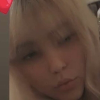 Chewy Waifu Nackt