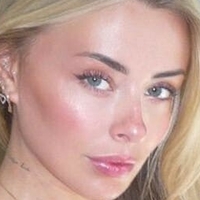 Corinna Kop Nackt