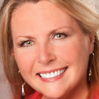 Cyndi Lewis Nackt