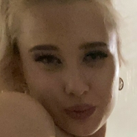 dollblk Nackt
