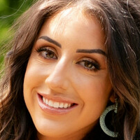 Dr. Britt Baker Nackt