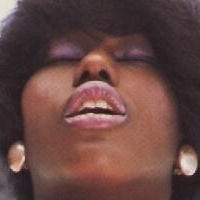 Ebony Ayes Nackt