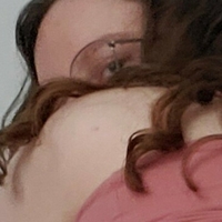 ellie_teases Nackt