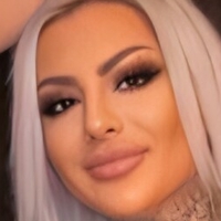 Emily Moldovan Nackt