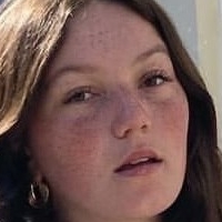 Emma Cottin Nackt