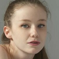Extr Emily Nackt