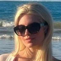 Hannah White Nackt