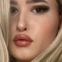 Holly Hawthorne Nackt