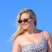 iskra Nackt