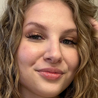 Ivy Andrews Nackt