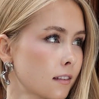 Iza And Elle Cryssanthander Nackt