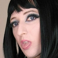 Jenezial Nackt