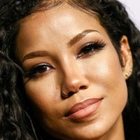 Jhene Aiko Nackt
