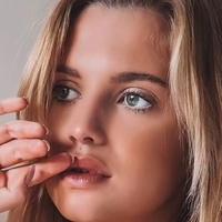 Julia Palha Nackt