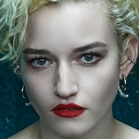 Juliagarner Nackt