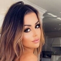 Julie Annee Nackt