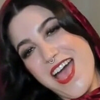 JustViolet Nackt