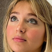 Katsiaryna Kavaleva Nackt