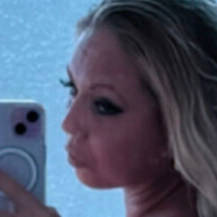 Kinga.Offiziell Nackt