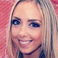 Laura Dennis Nackt