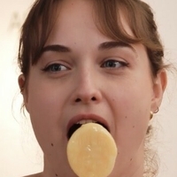 leonireizend Nackt