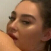 Madeleinerosee Nackt
