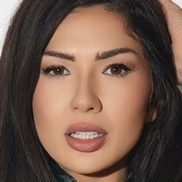 Melanie San Roman Nackt
