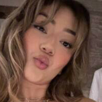 miaccja Nackt