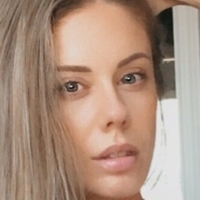 Midskarinnoelle Nackt