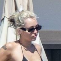 Miley Cyrus Nackt