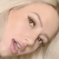 Miss Bee Nackt