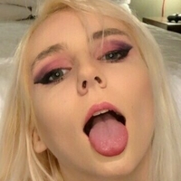 mooseve Nackt