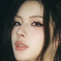 naiqiu000 Nackt