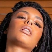 Nefertiti Nackt