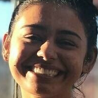 Nelufar Hedayat Nackt