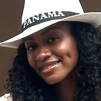 ohmalika Nackt
